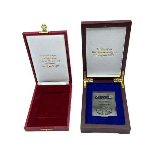 Specialdesignat etui, anpassningsbar design för förvaring eller presentation av små föremål.